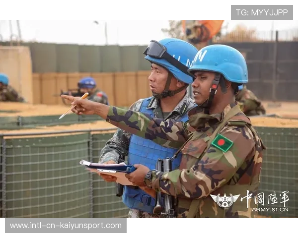 蒙哥马利带队演练三中卫阵型,北京国安防守端强度升级 蒙哥马利带队演练三中卫阵型,北京国安防守端强度升级